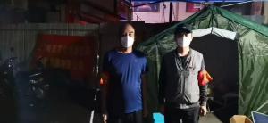 市文旅集團(tuán)一線戰(zhàn)“疫”之：黨旗飄揚(yáng)在門外，黨旗扎根在心里，53歲和35歲黨員成絕佳搭檔